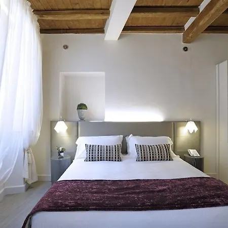 Hotell Trevi Palace Luxury