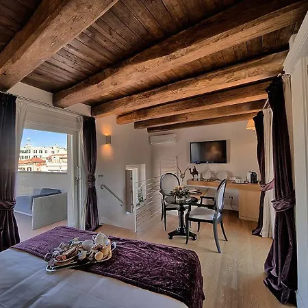 Trevi Palace Luxury Hotell Rom