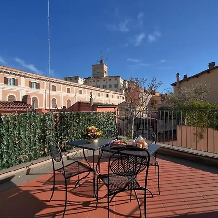 Hotell Trevi Palace Luxury 4*