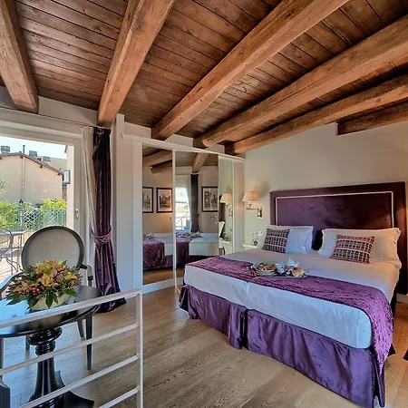 Hotell Trevi Palace Luxury