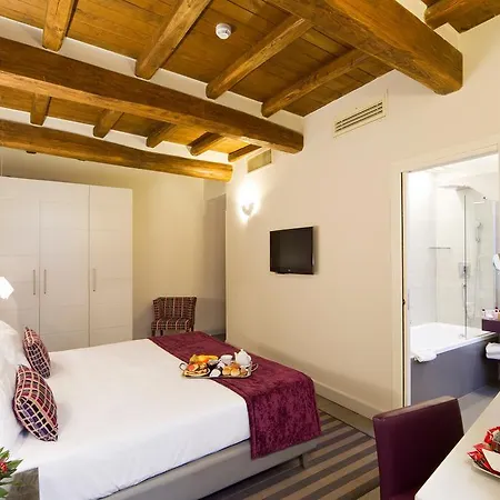 Hotell Trevi Palace Luxury