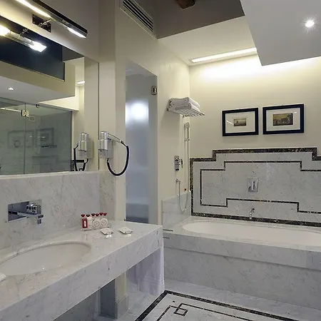 Trevi Palace Luxury 4*