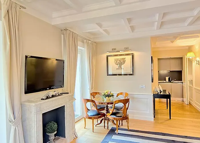 Hotel Trevi Palace Luxury Rom