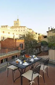 Hotel Trevi Palace Luxury
