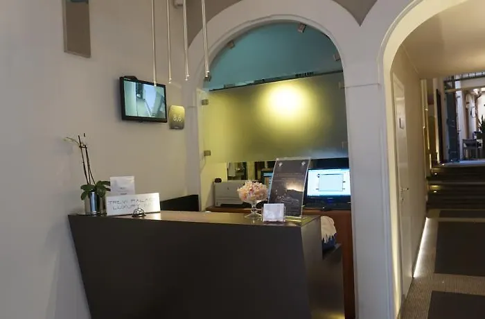 Trevi Palace Luxury Hotel