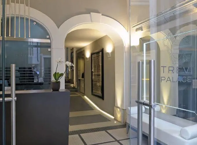 Hotel Trevi Palace Luxury 4*