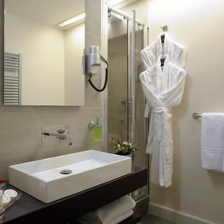 Trevi Palace Luxury Hotel Rome