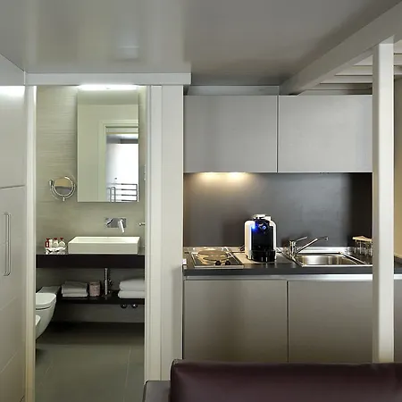 Trevi Palace Luxury 4* Rome