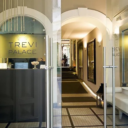 Hotel Trevi Palace Luxury Rome